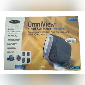 Belkin OmniView 4-Port KVM Switch with Audio - White and Blue